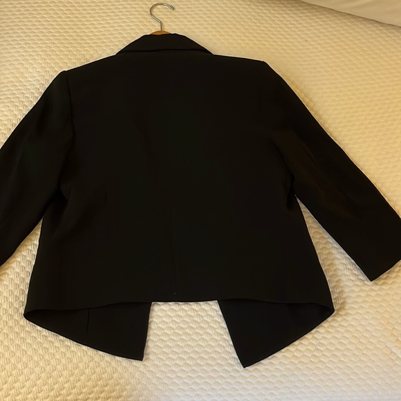 Black blazer - Picture 4 of 5